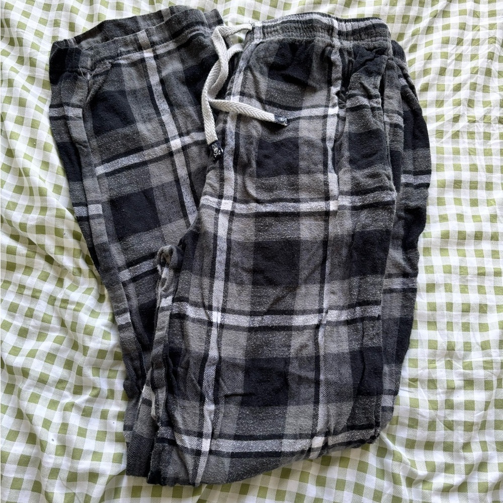 Psycho Bunny Black and Gray Plaid Pants